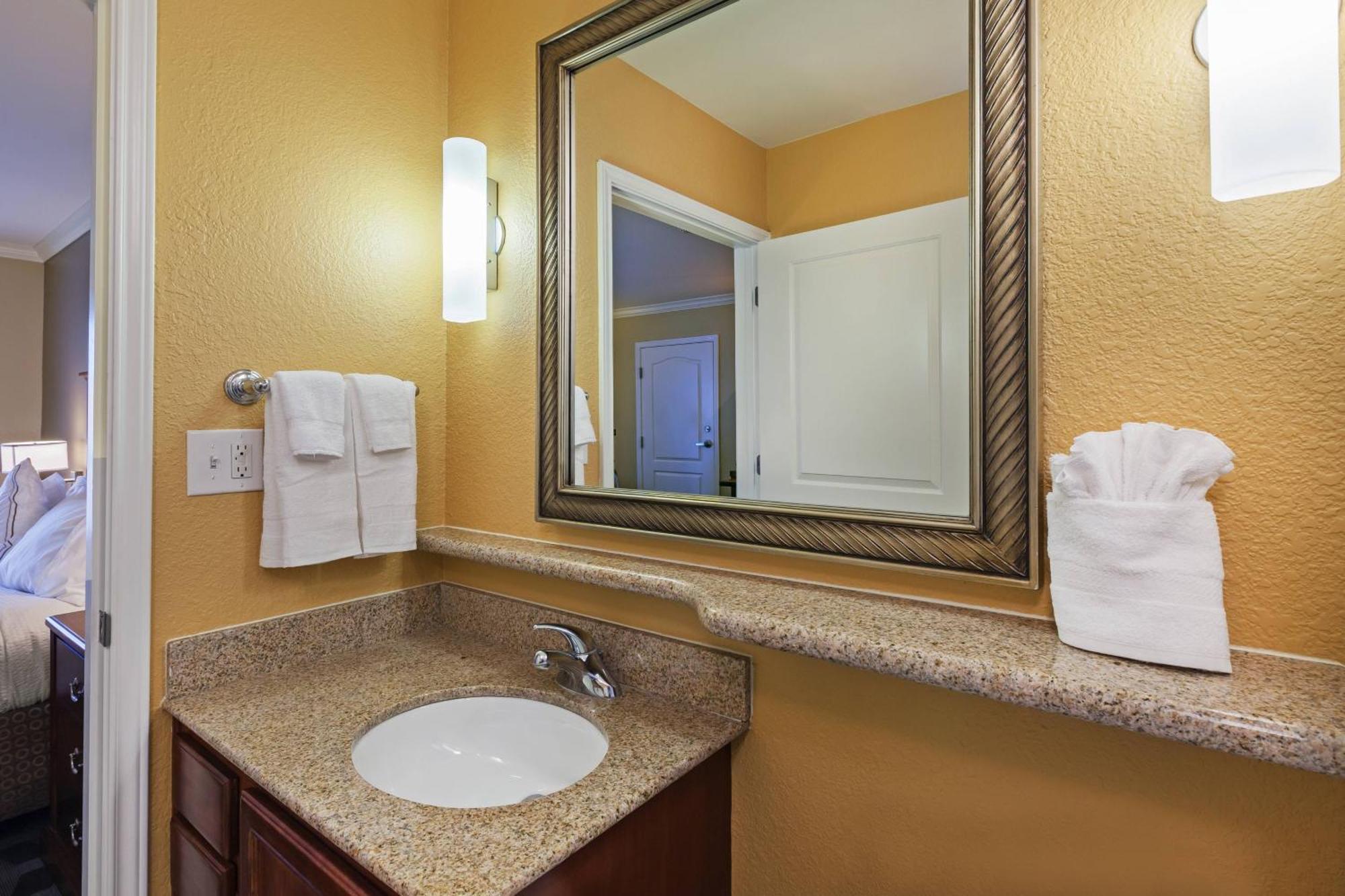 Towneplace Suites By Marriott Odessa Buitenkant foto
